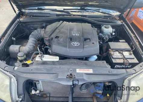 2004 Toyota 4Runner Sr5 from USA, damaged, VIN JTEBU14R448021920